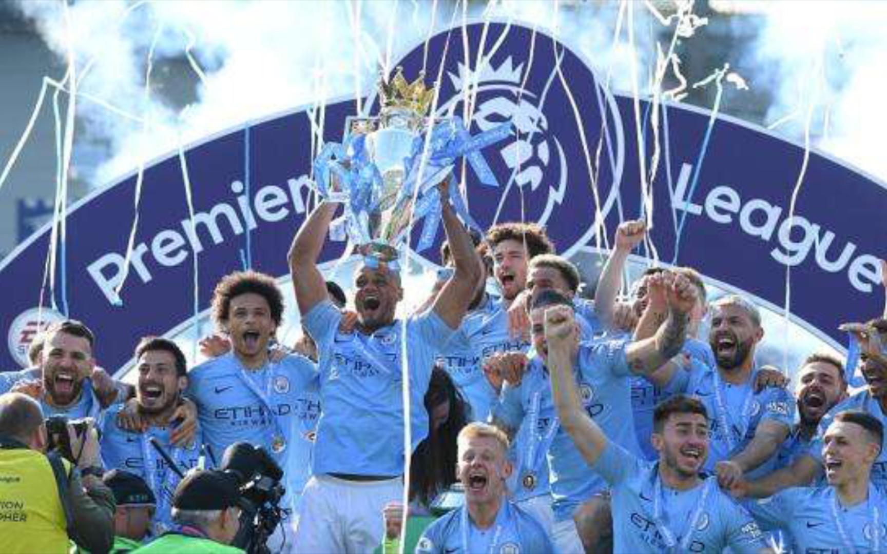 他从柯南的 他从柯南的